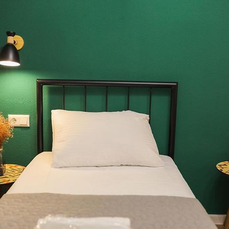 Mohika Boutique Aparthotel Тбилиси Екстериор снимка