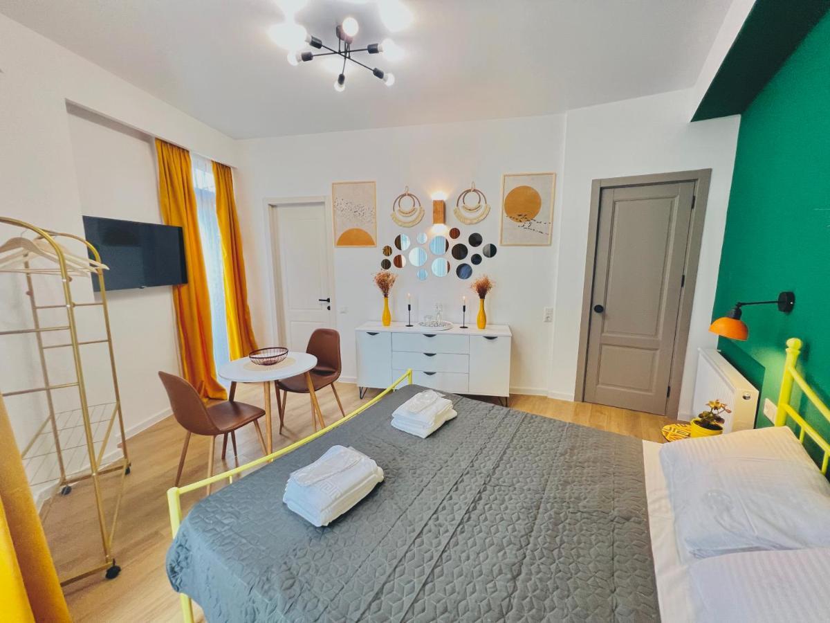 Mohika Boutique Aparthotel Тбилиси Екстериор снимка