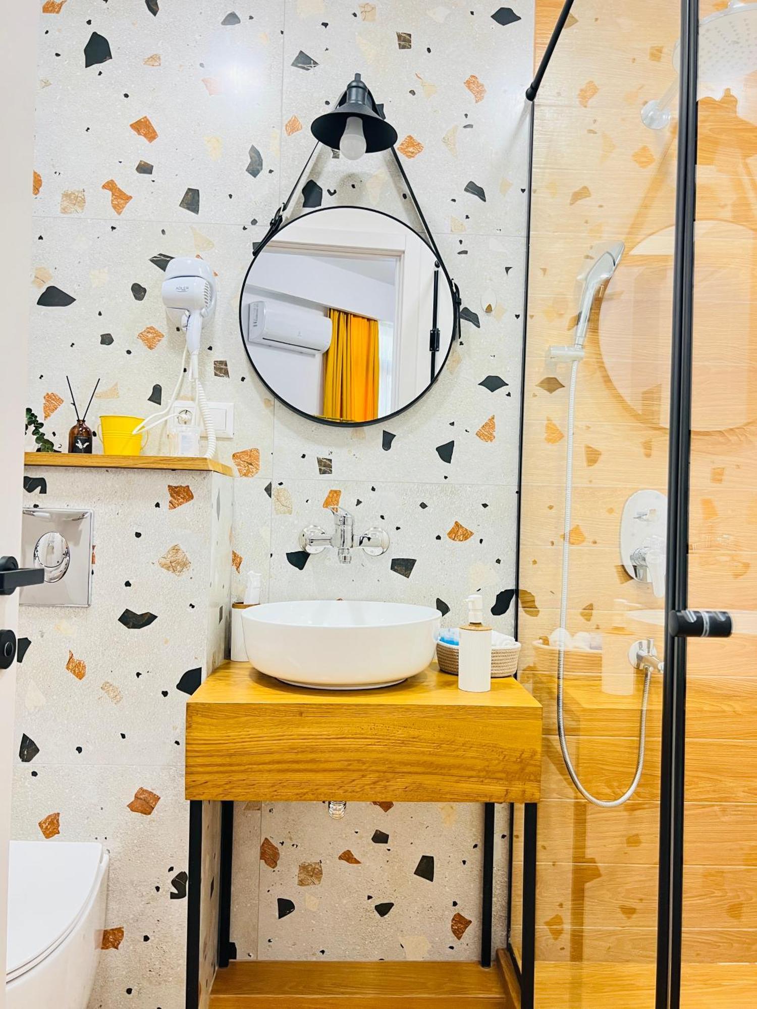 Mohika Boutique Aparthotel Тбилиси Екстериор снимка